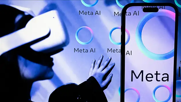 Meta yeniden yapılanıyor: İşe alımlar donduruldu
