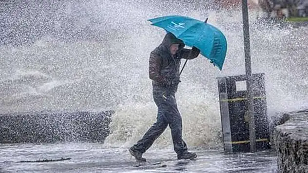 Meteoroloji'den 30 Kasım İçin Şiddetli Yağış Uyarısı! Sağanak Hava Koşulları Sürüyor