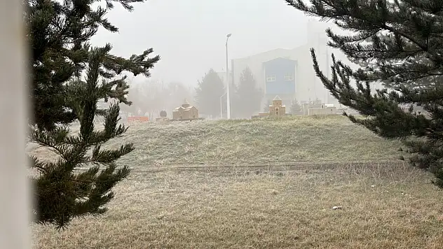 Meteoroloji uyarmıştı, Ağrı'da sabahı sis kapladı