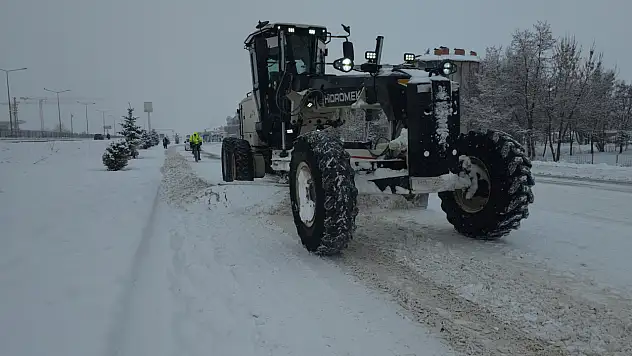 Meteorolojiden Ağrı için kuvvetli yağış uyarısı: Ağrı Belediyesi teyakkuza geçti