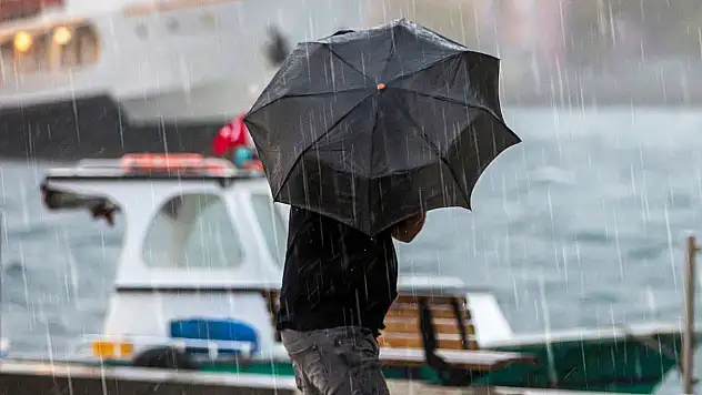 Meteorolojiden uyarı: Bazı bölgelerde sağanak, bazı yerlerde sis etkili olacak