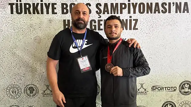 Milli boksör Sezgin Acar uluslararası arenada ringe çıkıyor