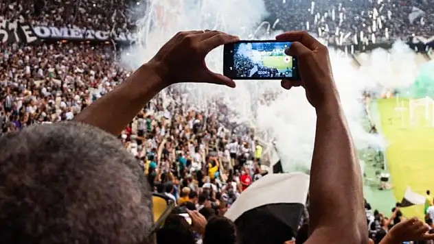 Mobil Cihazlar Stadyum Deneyimini Nasıl Değiştiriyor