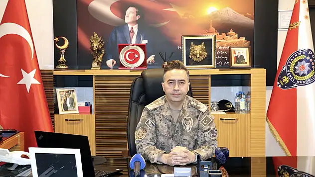 Müdür Önder'den AA'nın 'Yılın Kareleri' oylamasında anlamlı tercih