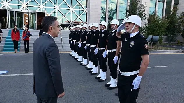 Murat Abdullah Tombul Kars Emniyet Müdürlüğü'ne atandı, güvenlik hedefleri belirlendi