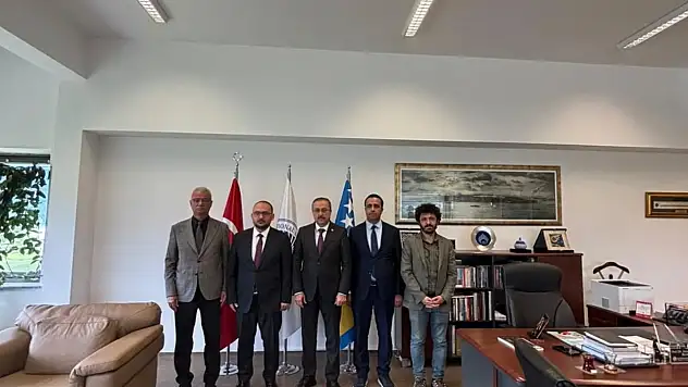 Muş Alparslan Üniversitesi ile Uluslararası Saraybosna Üniversitesi Arasında Uluslararası İş Birliği ve Erasmus+ Anlaşması İmzalandı