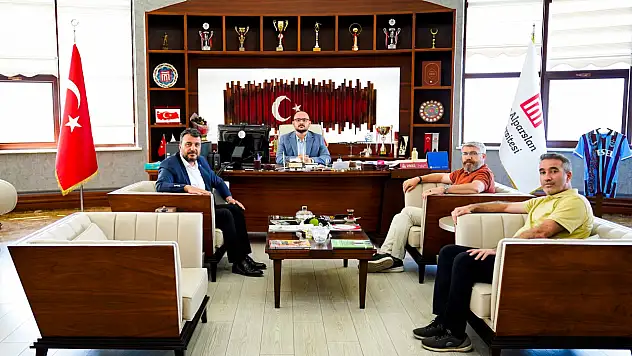 Muş Alparslan Üniversitesi'nde Eğitimde İş Birliğine Dönük Önemli Ziyaret Gerçekleşti