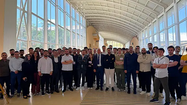 Muş Alparslan Üniversitesi Yazılım Mühendisliği Öğrencilerinden Yenilikçi Proje Şöleni