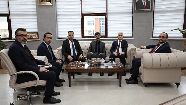 Muş Gençlik ve Spor İl Müdürü Yusuf Kılıç'tan Rektör Alican'a Ziyaret