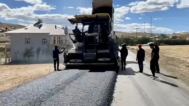 Muş İl Özel İdaresi, 17,3 Kilometrelik Grup Yolunda BSK Çalışmalarını Sürdürüyor