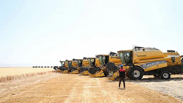 Muş Ovası'nda Bereket Hasadı Zamanı etkinliğiyle tarımsal üretim teşvik ediliyor