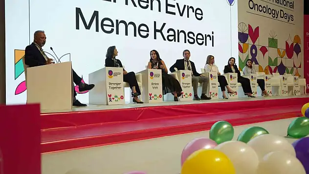 Muş'ta 12. Uluslararası Onkoloji Günleri'nde Kanserle Mücadelede Bilimsel Farkındalık Artıyor