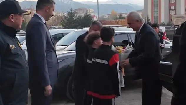 Muş'ta Amatör Spor Kulüplerine Anlamlı Destek