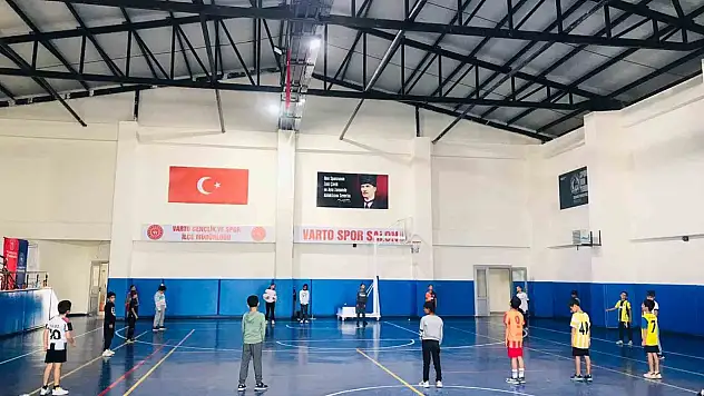 Muş'ta Gençler İçin Yetenek Tarama ve Spor Yönlendirme Çalışmaları Devam Ediyor