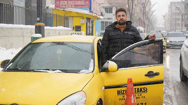 Muş'ta zamanla yarış: Havale geçiren çocuk kucağında hastaneye ulaştırıldı