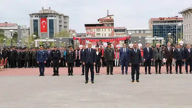 Muş'un 108. Kurtuluş Yıl Dönümü Coşkuyla Kutlandı