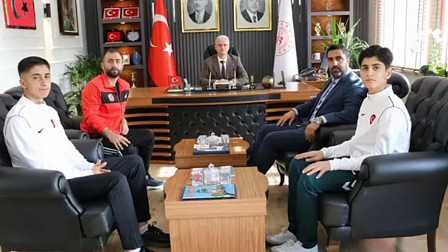 Muşlu Sporcular Balkan Şampiyonası Öncesi İl Müdürünü Ziyaret Etti