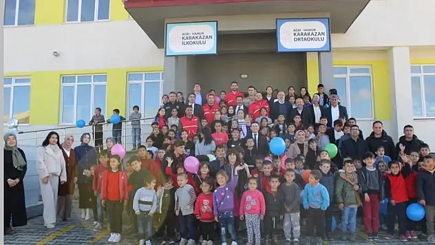 'Mutlu et, mutlu ol' projesi okulda bayram havası estirdi