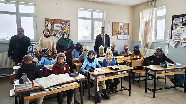 Niğdeli kadınlardan Ahlatlı öğrencilere büyük jest