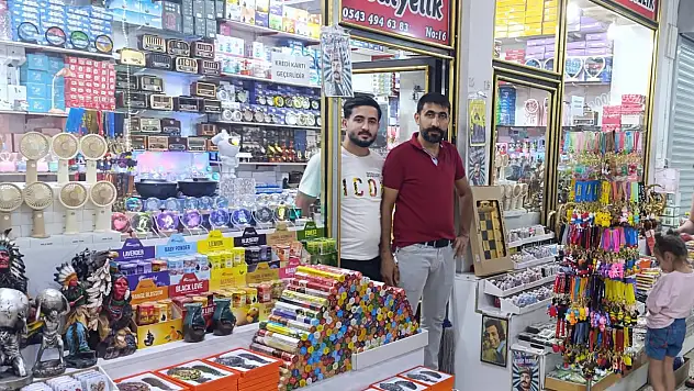 Nuh'un Gemisi figürlü hediyelikler turistlerin gözdesi oldu