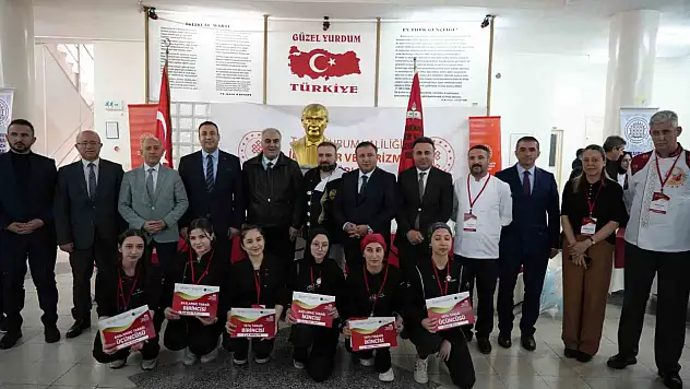 Öğrenciler yemekte yarıştı
