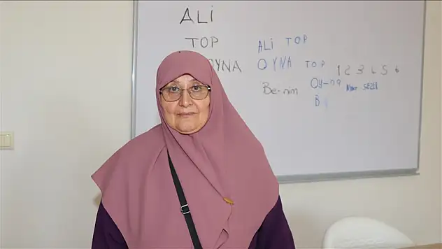Okuma Yazma Öğrenerek Hayata Dört Elle Sarılan Nimet Nine, Kaybolma Korkusunu Geride Bıraktı!