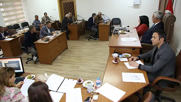 Oltu Belediyesi, Mayıs Ayı Meclis Toplantısını Gerçekleştirdi