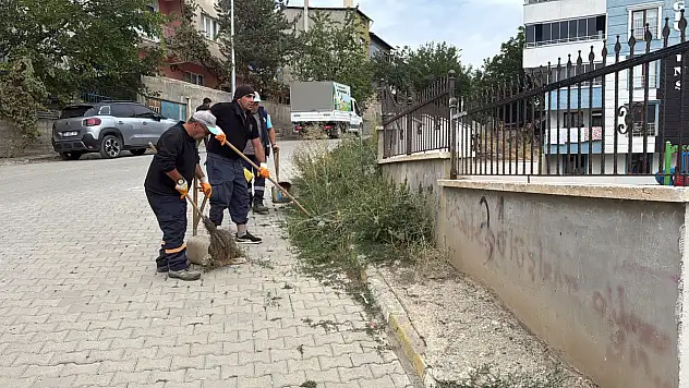 Oltu Belediyesi'nden Temizlik Seferberliği: Temiz Şehir, Mutlu Şehir