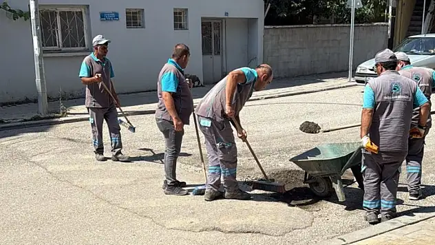 Oltu Belediyesi Sel Sonrası Temizlik ve Altyapı Çalışmalarına Hız Verdi