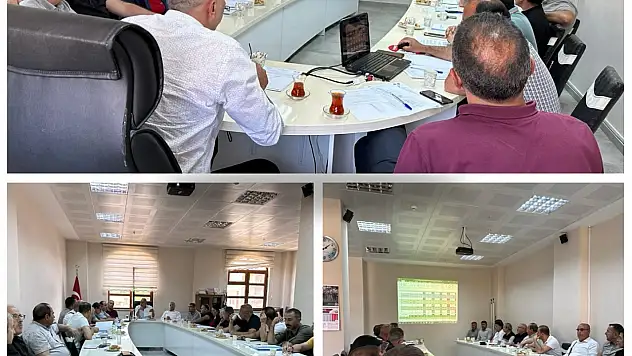 Oltu'da Yıl Sonu Müdürler Kurulu Toplantısı Gerçekleştirildi