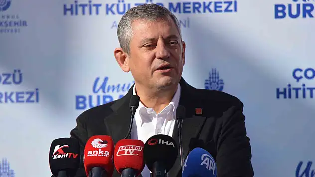 Özel: 'CHP'li belediyeler engelleniyor ama durmuyor' açıklamasında bulundu