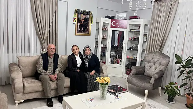 Palandöken'de Şehit Babasına Anlamlı Ziyaret