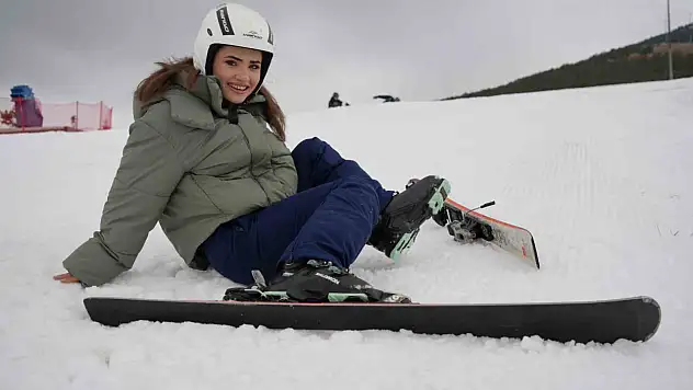 Palandöken Kayak Merkezi'nde sezon açıldı, suni kar ile pistler hazırlandı!