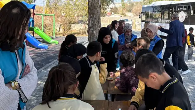 Pasinler Gençlik Merkezi'nden Horasan Aliçeyrek Köyü'ne Ziyaret