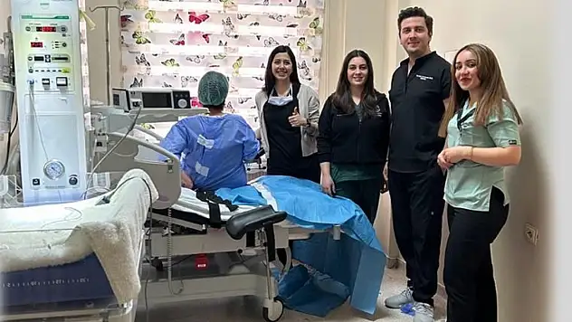 Patnos Devlet Hastanesi'nde ilk defa 'Prenses Doğum' yöntemi uygulandı