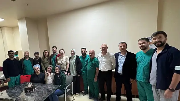 Patnos Devlet Hastanesinde hayat kurtaran ekibin günü kutlandı