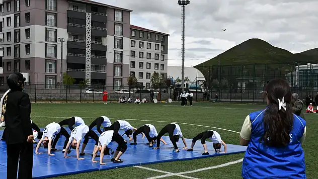 Patnos'ta 19 Mayıs coşkusu sportif etkinliklerle kutlandı