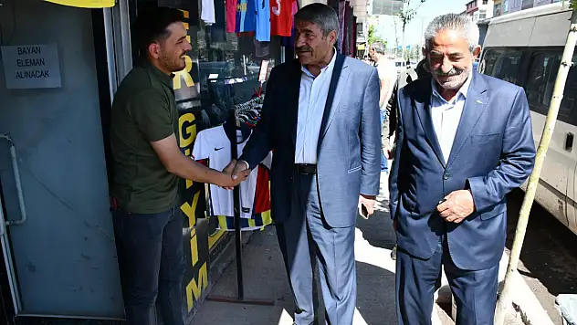 Patnos'ta bayram öncesi Başkan Taşkın esnafı ziyaret etti