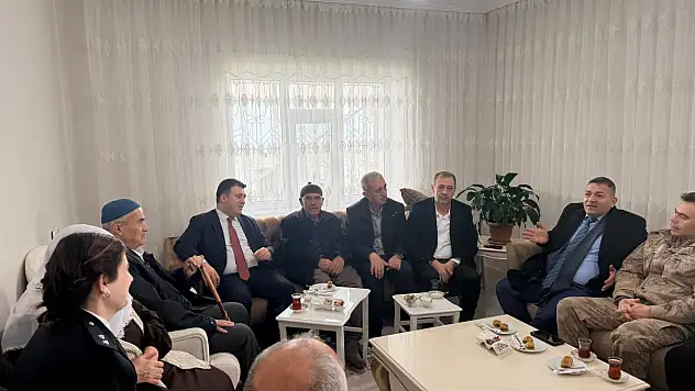 Patnos'ta bayramda anlamlı ziyaret