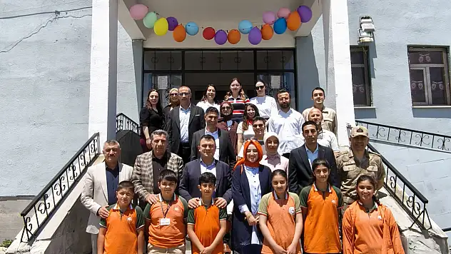 Patnos'ta çocukların hayal dünyasına yeni kapılar açıldı