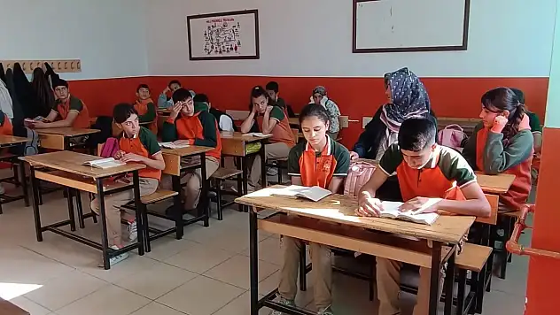 Patnos'ta iki okula ziyaret! Eğitim çalışmaları yerinde incelendi