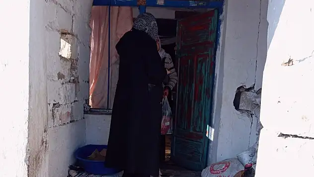 Patnos'ta Ramazan bereketi! Bin ailenin kapısına etleri bırakıldı