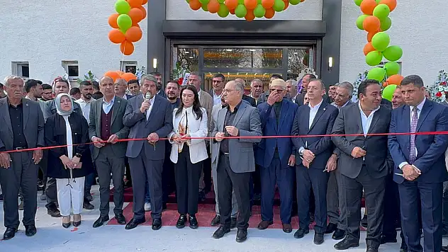 Patnos'ta yeni düğün salonunun açılışı gerçekleştirildi