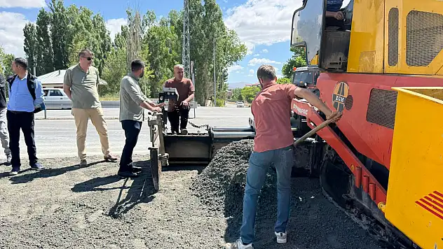 Patnos'ta yol yenileme çalışmaları hız kazandı