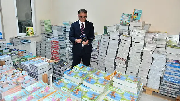 PTT Aracılığıyla 355 Bin Kitap Çocukların Evlerine Ulaştırıldı