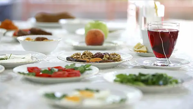 Ramazanda yapılan bu hata mideyi alarma geçiriyor