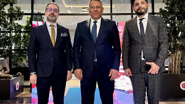 Rektör Gürel'den Prof. Dr. Aydemir'e Ziyaret: Zengezur Koridoru Kongresi İçin Önemli Görüşme