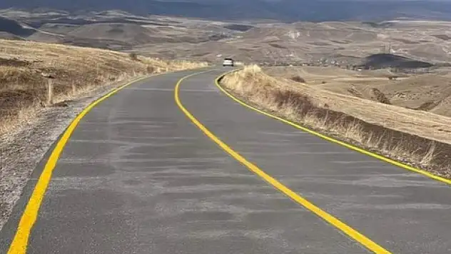 Sarıkamış Altınbulak'ta 5,4 Kilometrelik Beton Yol Tamamlandı