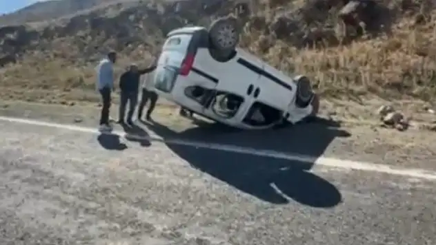 Sarıkamış'ta Meydana Gelen Trafik Kazasında İki Kişi Yaralandı