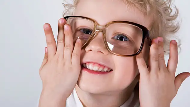 Şaşılık tedavisinde erken tanı hayat kurtarıyor